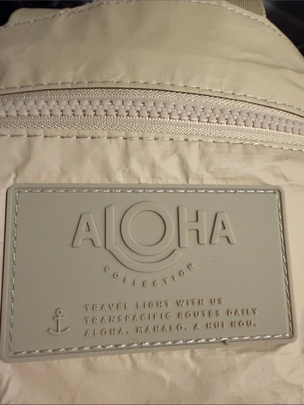 ALOHA Collection tan backpack bag - Picture 5 of 5